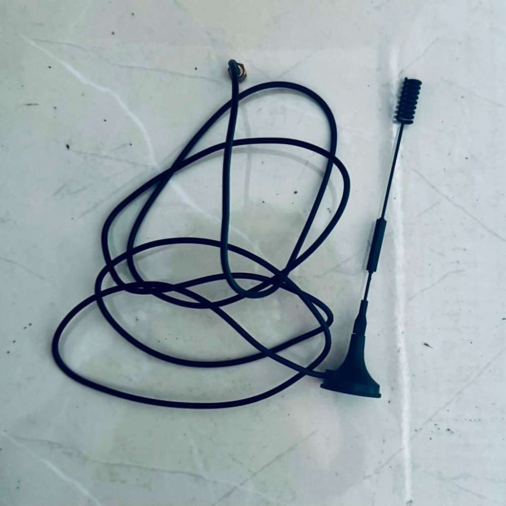 dipole antenna 